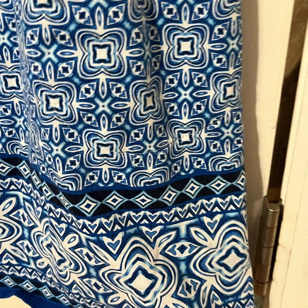 Lands' End Blue and White Patterned Sleeveless Dress size M - Picture 4 of 9